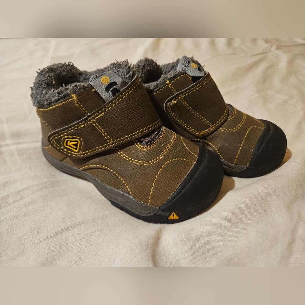 Keen Waterproof Toddler Winter Shoes Size 7